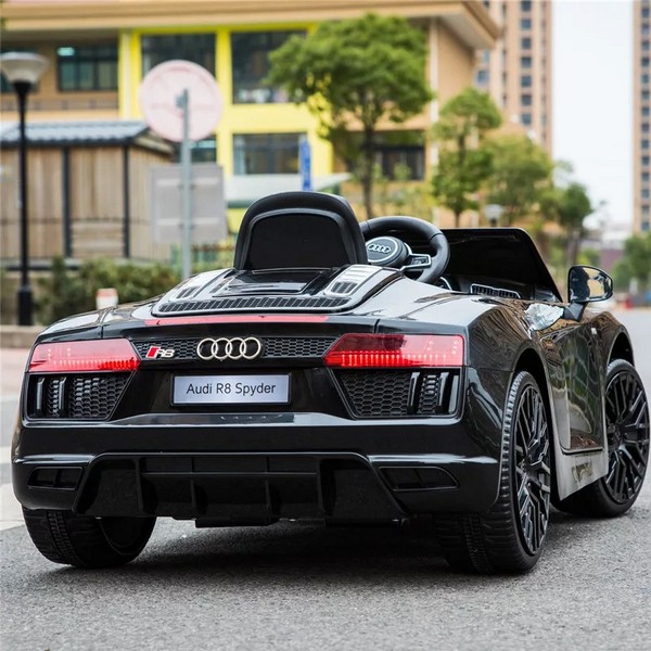 Продукт Акумулаторен Audi R8 Spyder 12V металик боя с меки гуми и кожена, модел 2022 година - 0 - BG Hlapeta